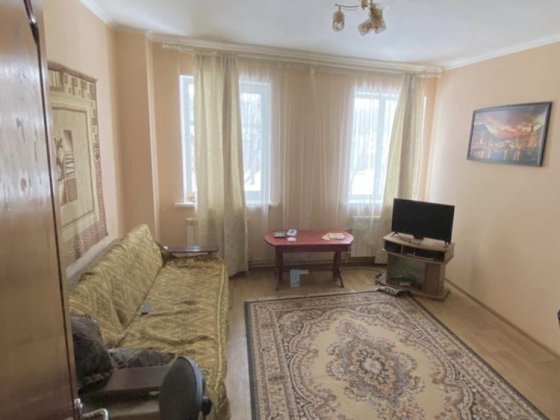 Продам квартиру терміново Полонное