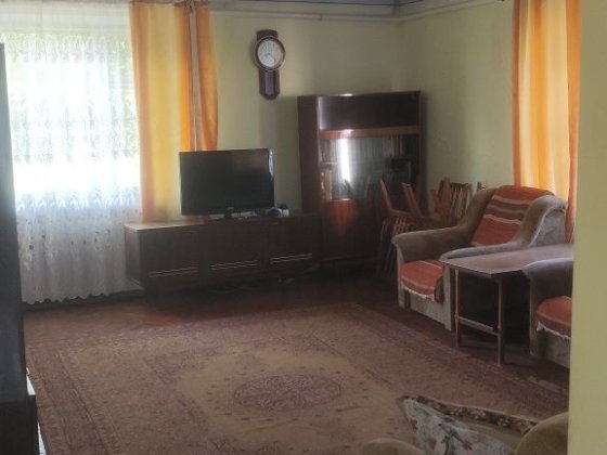Продам 3х кімнату квартиру у місті Кіцмань. Центр, вул.Кобилянської 2А. Кіцмань