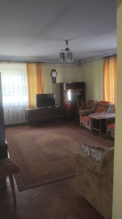 Продам 3х кімнату квартиру у місті Кіцмань. Центр, вул.Кобилянської 2А. - фото 1