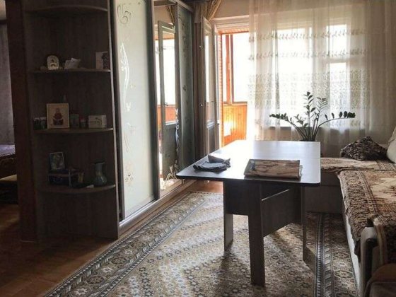 Продаж 4-кімнатної квартири на вул.Чорнобильська, 20 Киев