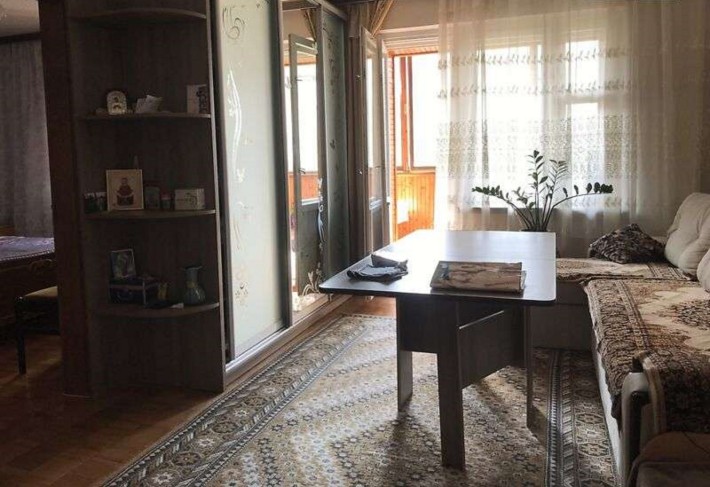 Продаж 4-кімнатної квартири на вул.Чорнобильська, 20 - фото 1