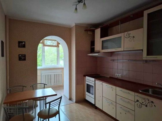 Продаж 1-к квартири вул. Василя Верховинця 10 Київ