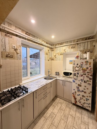 Продам дом в Синельниково - фото 1