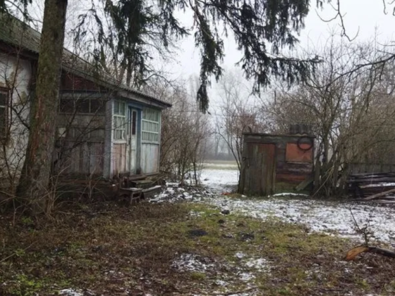 Продам будинок на земельній ділянці Черняхов