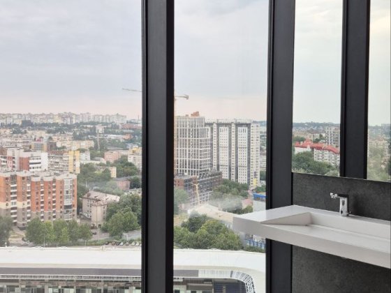 Оренда сучасного офісу А+ клас. Центр міста, ремонт як на фото, своя тераса. Днепр