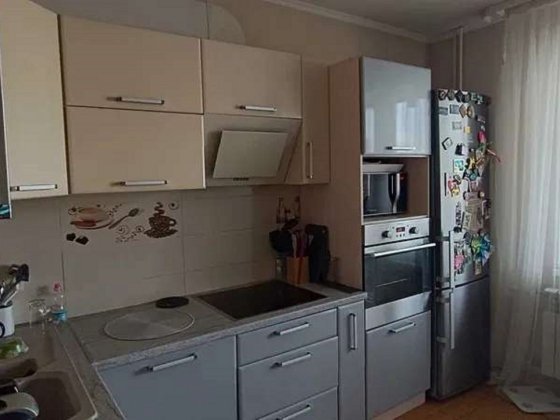 Продаж 2-к квартири вул.  Вишняківська 19/19 Киев