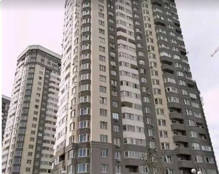 продам квартиру 1 к, 40,6 м2, 10 поверх, Лісовий квартал, київська 249Б - фото 1