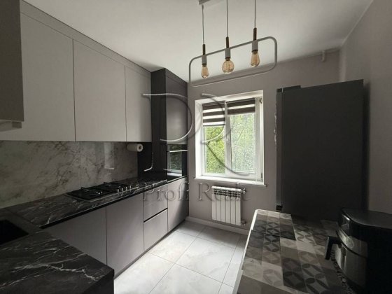 Продаж 2 к. кв./Симона Петлюри/Бровари/Термінал Бровари