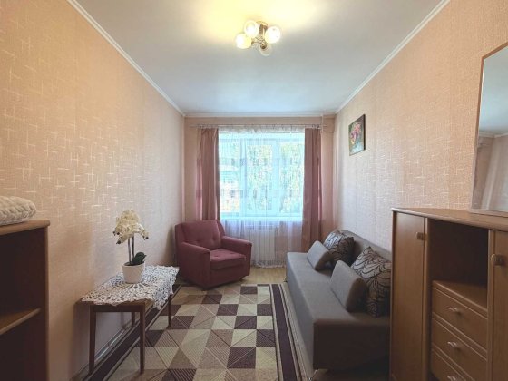 Без комісії! Продаж 2-кімнатної квартири, вул. Преображенська, 14