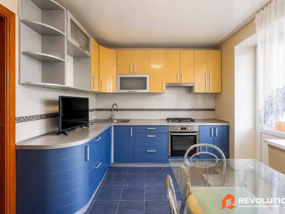 Без комісії. Продаж 3к квартири 82.7м2, вул. Харківська 46 місто Бровари Бровари