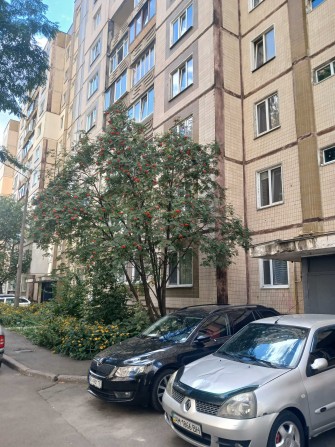 Продам 2-у квартиру в Броварах  вул. Чорних Запорожців 70 - фото 1