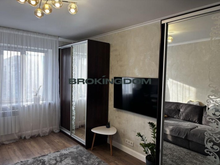 Продаж 3-к квартира + кладова, вул. Грушевського, соц програми - фото 1