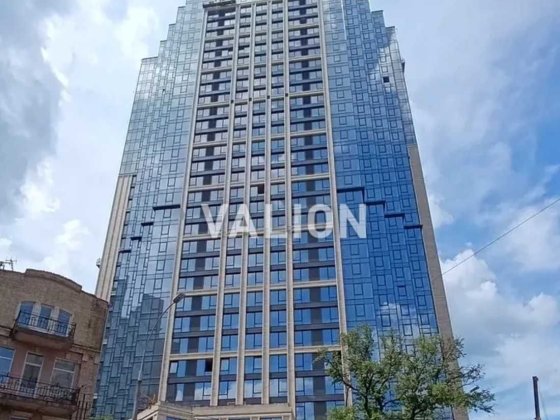 Продам без% 2-х кімнатну  квартиру в ЖК А136 вулиця Антоновича 136-138 Голосіївський район Правий бе
