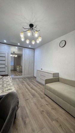 Продаж 1 квартири на початку міста - фото 1