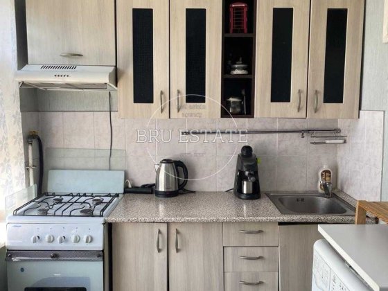 Продам 2 к Вильде  6    Воскресенка Киев