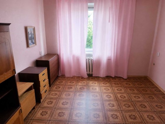 Продаж 2-к квартири,  р-н Зоряного, 2/5 поверх,  52м2