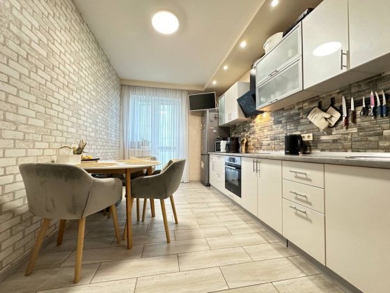 Продаж чудової 2х кімнатної квартири 68 метрів в новому будинку Бровари