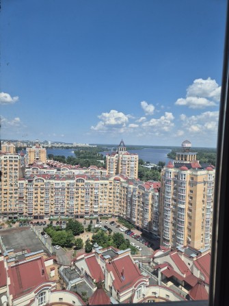 Продам 2к квартиру .В.Івасюка 4а - фото 1