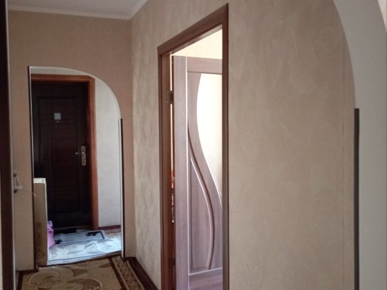 Продам 3-ком Левый Берег 5этаж мебель и техника, без долгов. Срочно Каменское