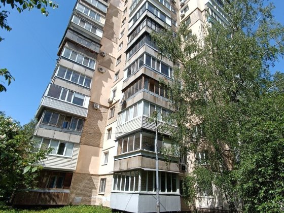 Продаж 2 к квартири Єреванська 32 Солом'янський  Чоколівка