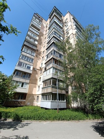 Продаж 2 к квартири Єреванська 32 Солом'янський  Чоколівка - фото 1