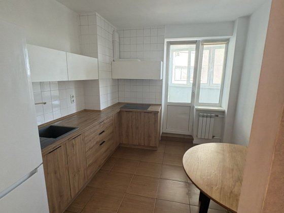 Продам 2 кім квартиру Я.Мудрого 28 Бровари
