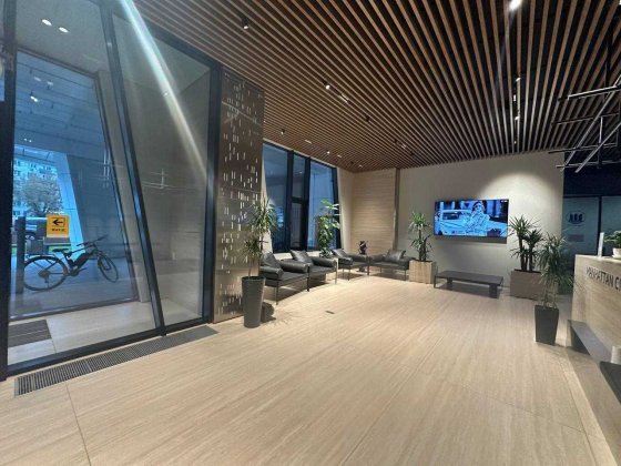 Продаж видової 2-кімнатної квартири в ЖК «Manhattan City»