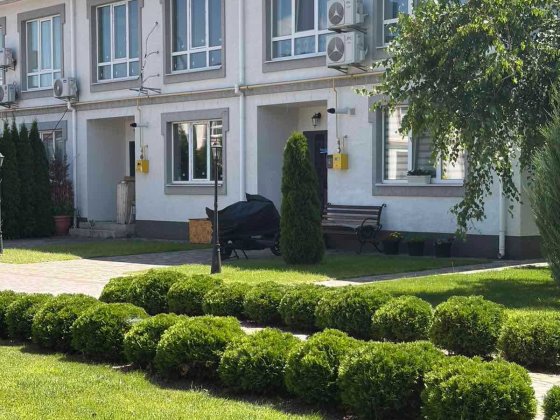таунхаус,продаж 55600дол,розтермінування 1 рік(внесок50%)Бориспіль