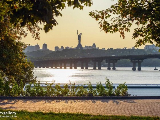 Без комісії Метро Лівобережна ЖК KUB29 від «КовальськаА» Паркінг в два рівні Укриття Березняки Русан