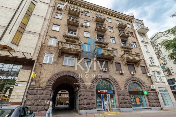 Продаж квартири пл. Українських Героїв - фото 1