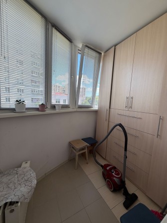 Продам 3-кімнатну квартиру по вул.Аркадія Голуба,1 В - фото 1