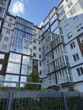 Терміновий продаж 2к квартири в новому ЖК. Бонус - комора 3.5м2 в Подарунок - фото 1