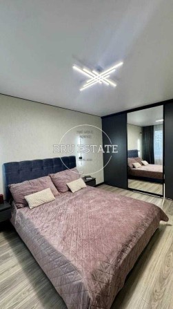 Продам свою без % 2к квартиру з абсолютно свіжим євроремонтом 10 хв до метро Дарниця середній поверх - фото 1