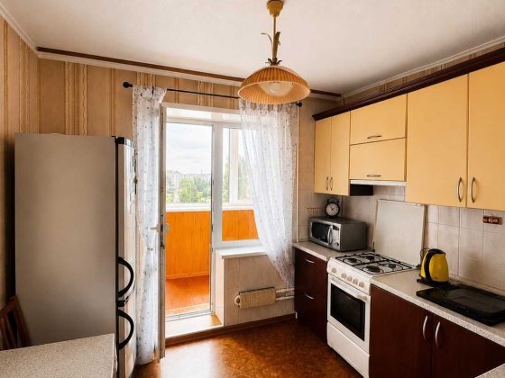 3-кімнатна квартира 71,6 м² | 7/10 поверх | Цегляний будинок | Газ | С.Лифаря 16