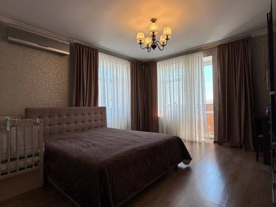 Продам 2к кімнатну квартиру в м.Буча з новеньким ремонтом!Без комісії для покупця.Підходить під всі  Буча
