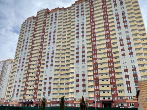 Продаж 1 кім ЖК Патріотика Кодацька Фортеця м.Позняки 10хв.