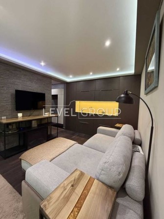 2 кімнатна 45 м.кв. бульвар Лесі Українки 14 - фото 1