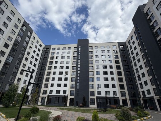 Продам 2к квартиру 78м2 м.Буча ЖК Континент Рей. Газове опалення. Школа. Без комісії % Буча