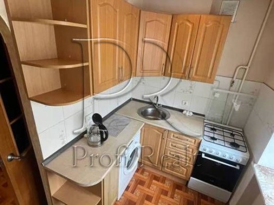 Без%Продаж 1 кімн. Березняки Березняківська вул., 36-В Тельбін