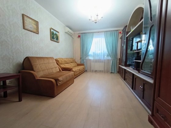 Продаж 3к  Вишгородська/ Автозаводська Власник! Без % Киев