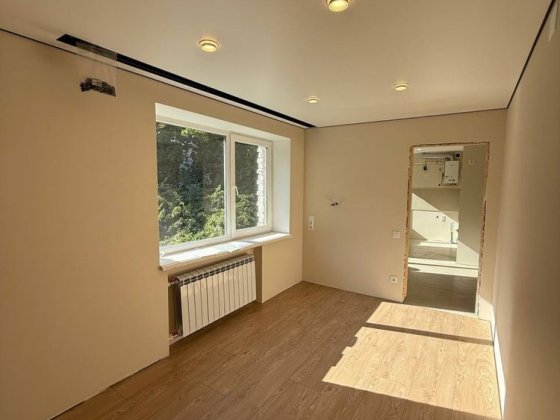 Продаж 2-кімнатної квартири +кухня 14м2, цегла Киев