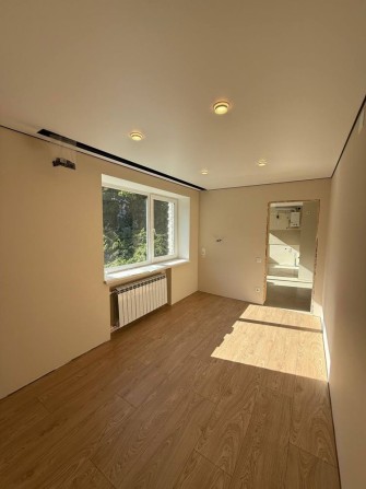 Продаж 2-кімнатної квартири +кухня 14м2, цегла - фото 1