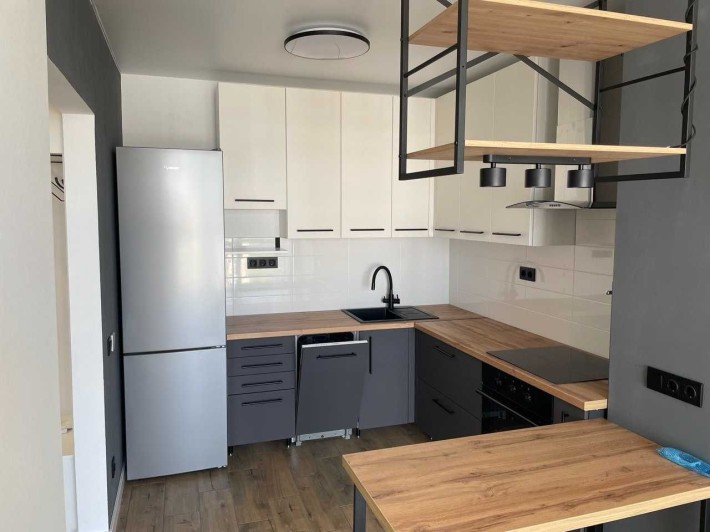 Продаж однокімнатної квартири 42 м. кв.  ЖК  «Атмосфера», м. Вишневе. - фото 1