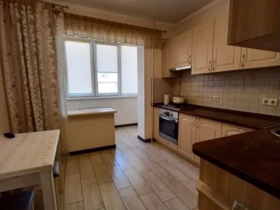 Продам 3 к. квартиру 73м2 в м. Вишневе, вул. Південна, 17 Вишневое
