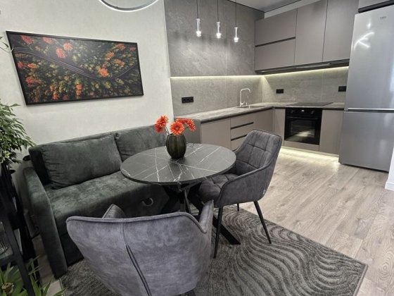 Продам 2 кімнатну квартиру ЖК Атмосфера