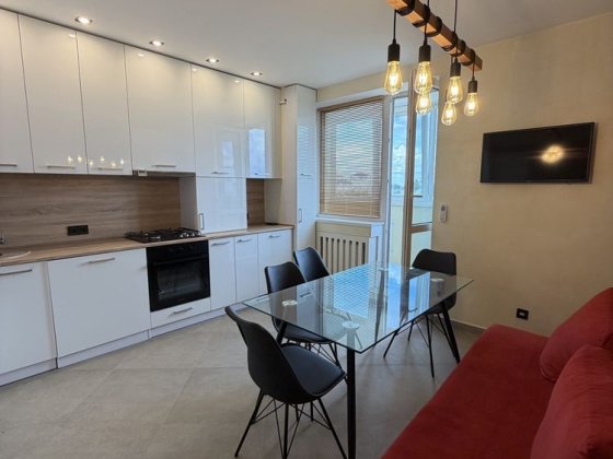 Продаж 2-кімнатної квартири з ремонтом | 57 м² | Газове опалення Буча