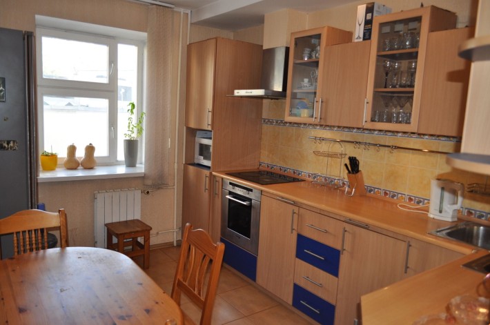 Продаж трикімнатної квартири, метро , ремонт, вул. Левка Лукʼянененка 29 - фото 1