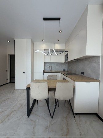 Продам 1кв в сучасному ЖК Роял Парк м.Буча. Балкон. Без комісії% - фото 1