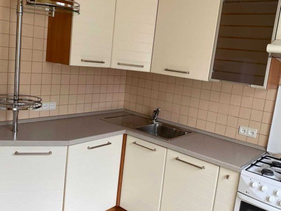 Продам 1-кімнатну квартиру з ремонтом у Вишневому без комісії Вишневое
