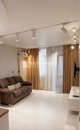 Продаж 1 кімнатної квартири в Солом'янському р-ні, вул. Ф.Ернста - фото 1